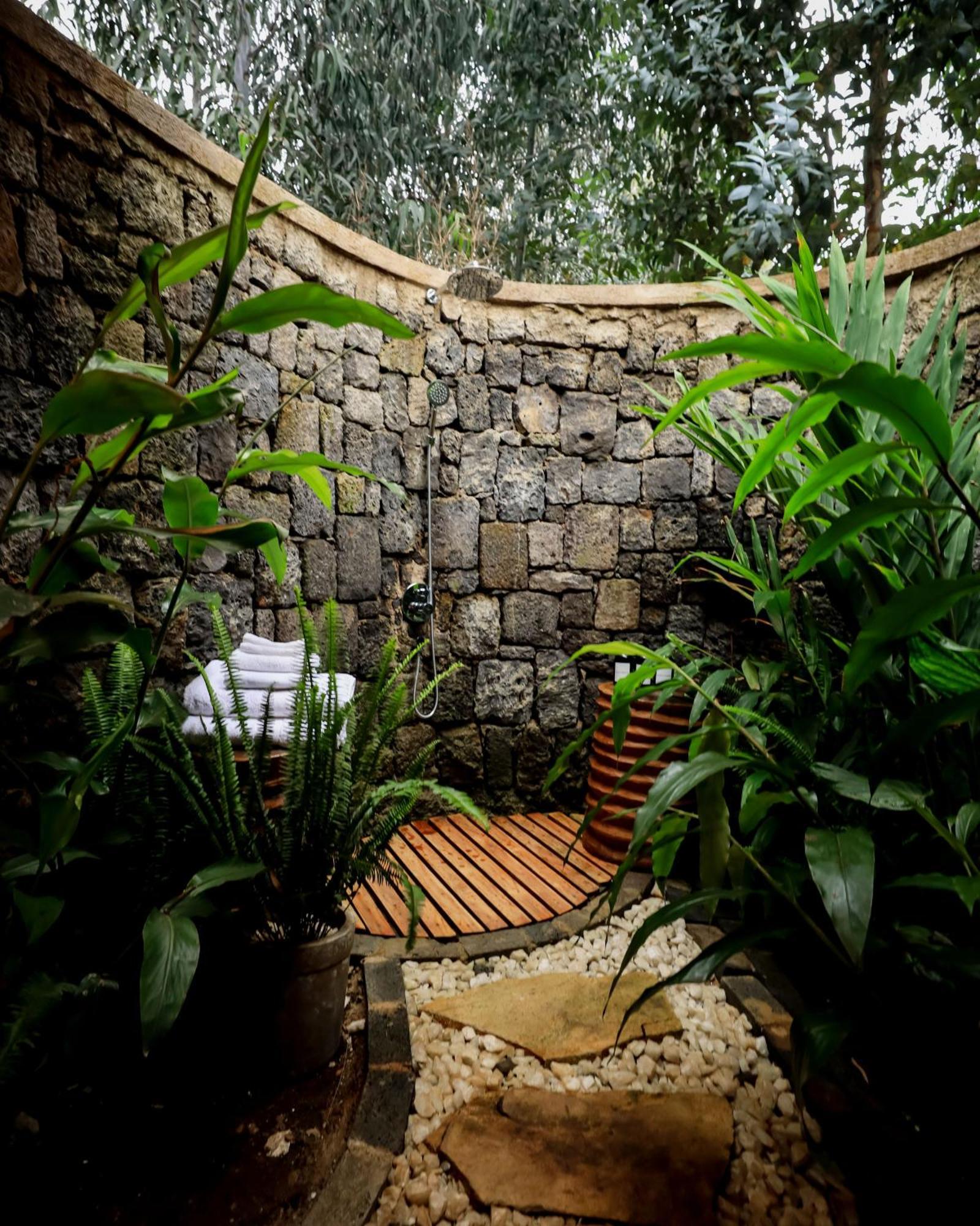 Vila Sambora Kinigi Exteriér fotografie