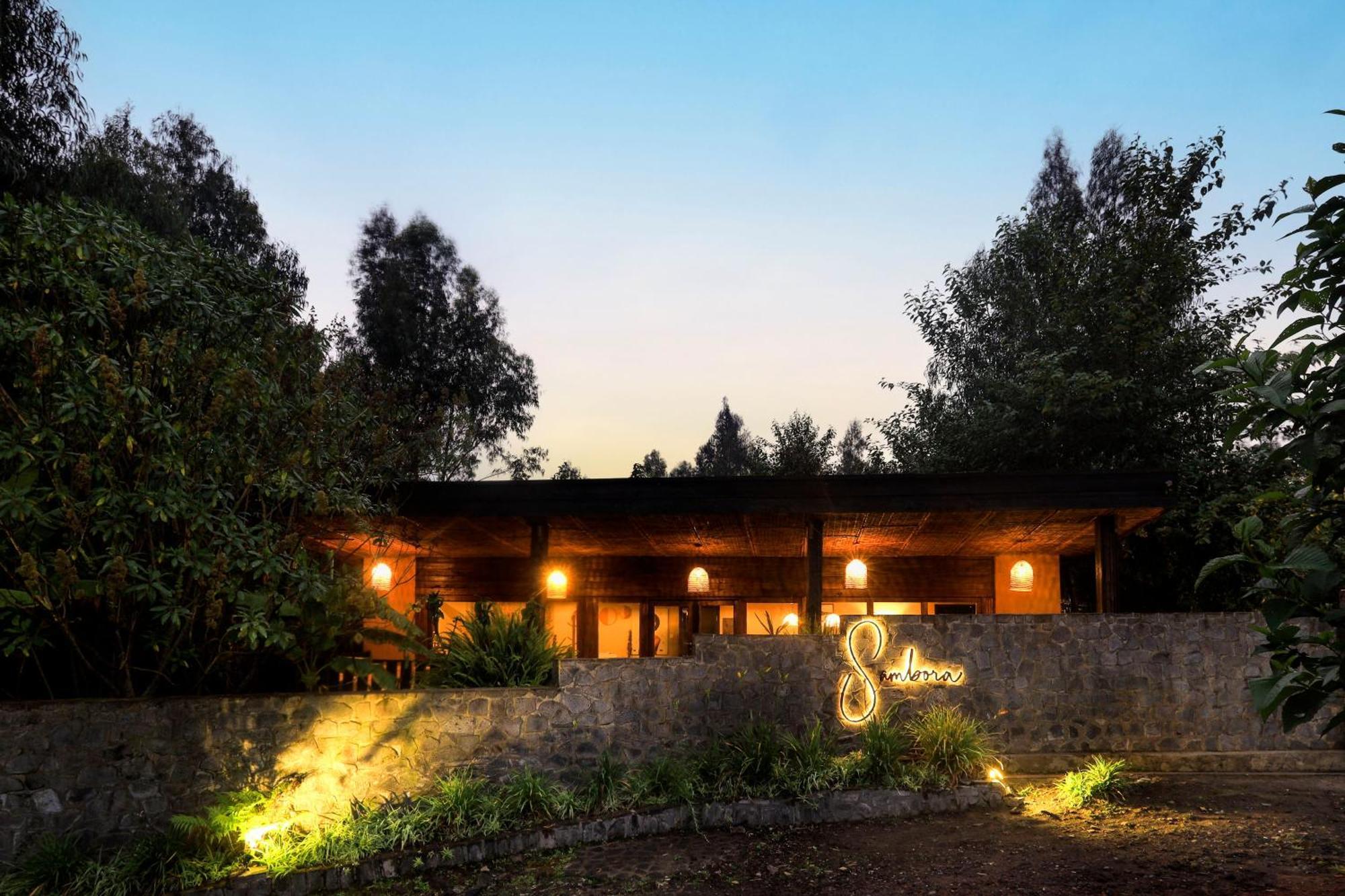 Vila Sambora Kinigi Exteriér fotografie